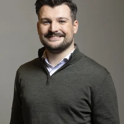 Deni Panknin — Portrait